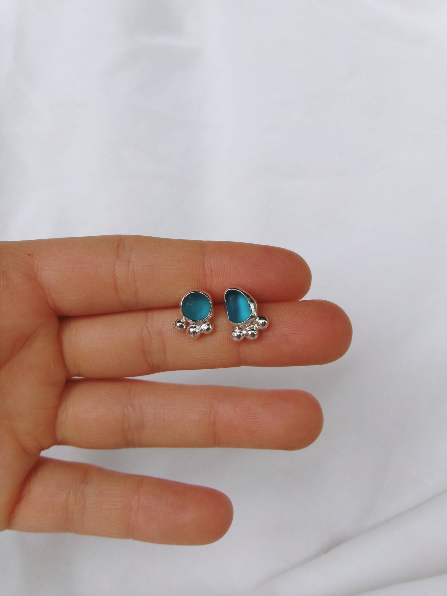 Oceania dotty studs