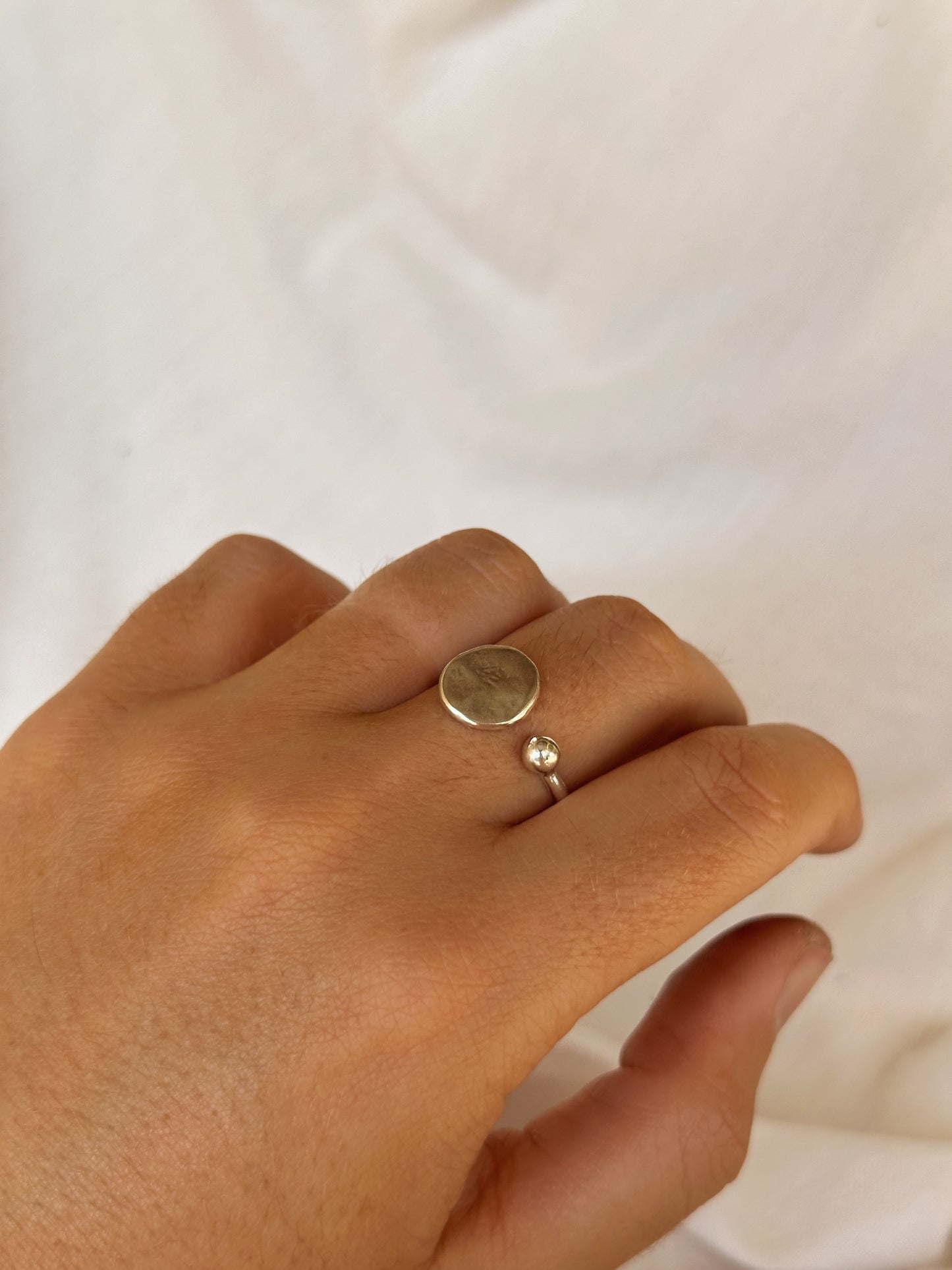 Pebble ring