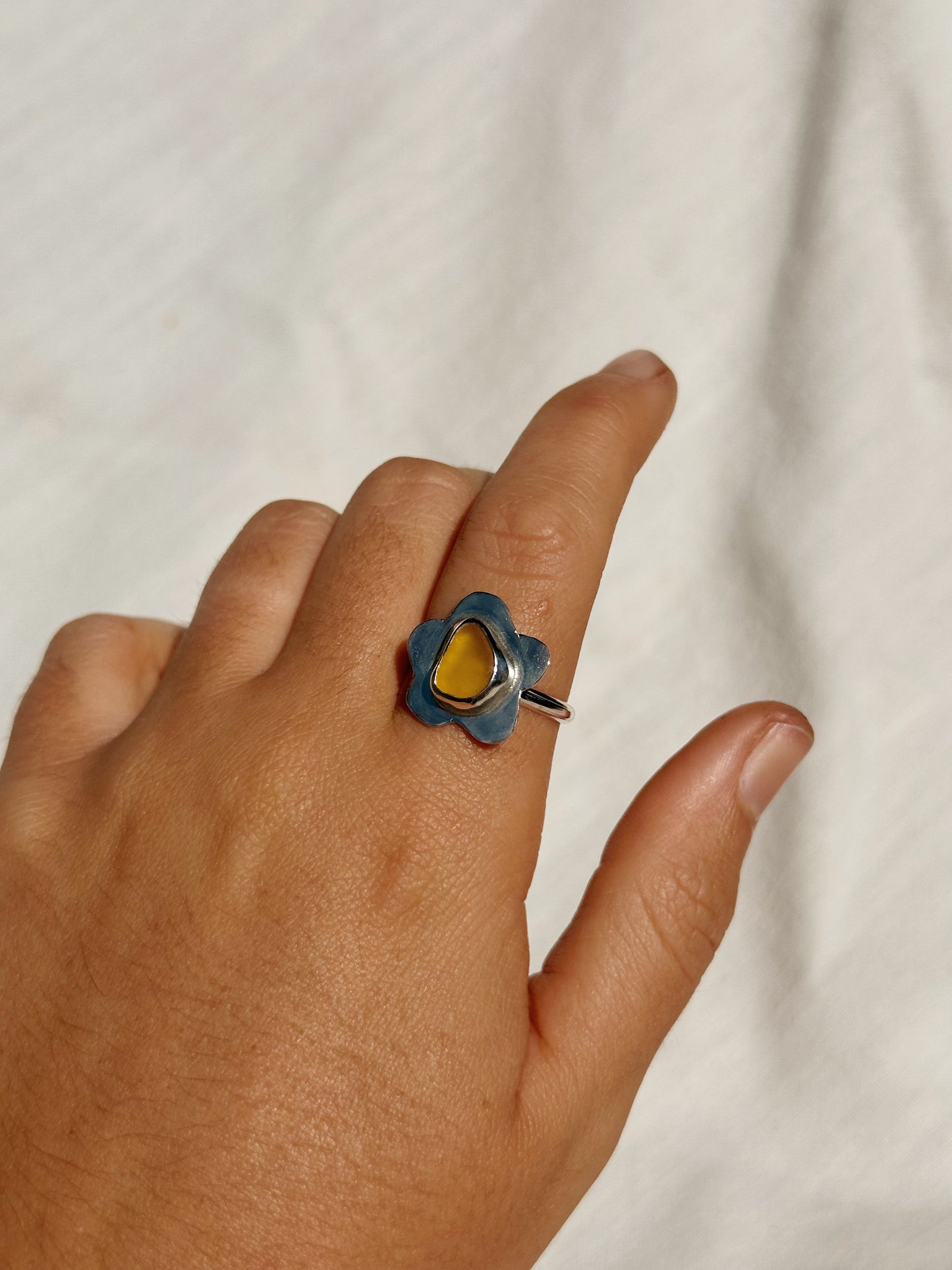 Daffodil Ring