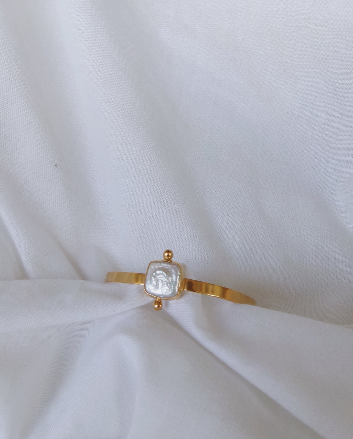 Radiance cuff