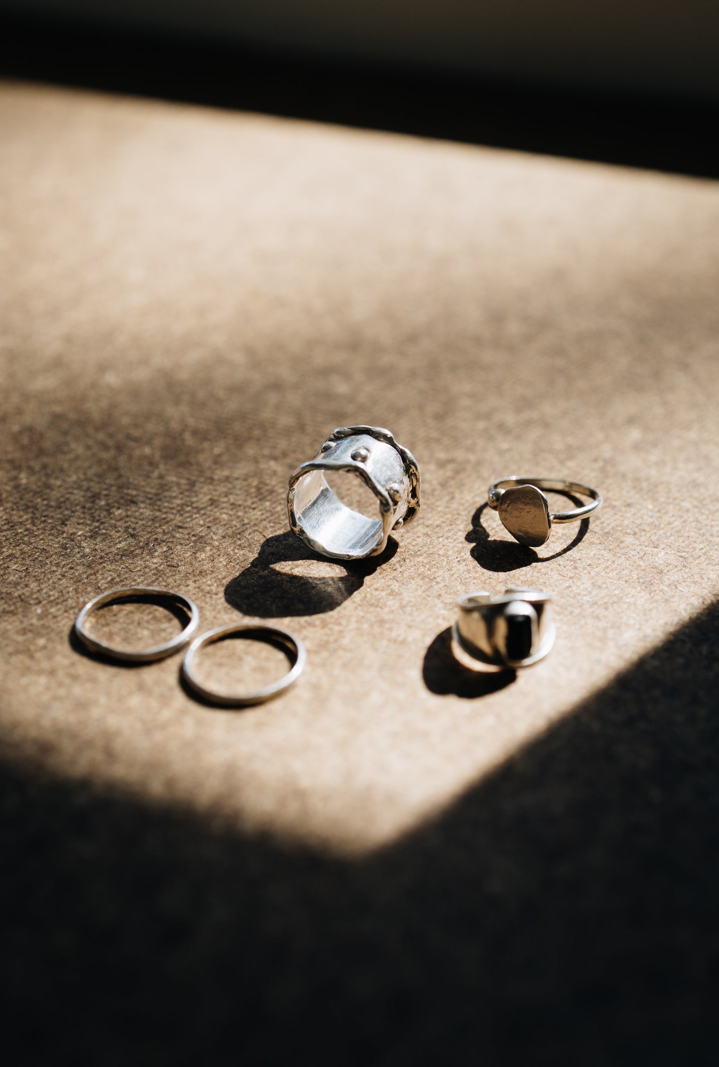 Aesthete ring