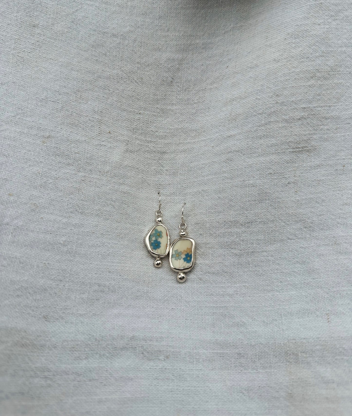 Iris earrings