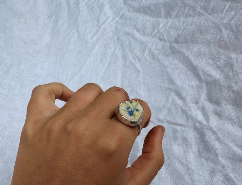 ring with stone setting workshop