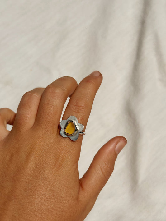 Daffodil Ring