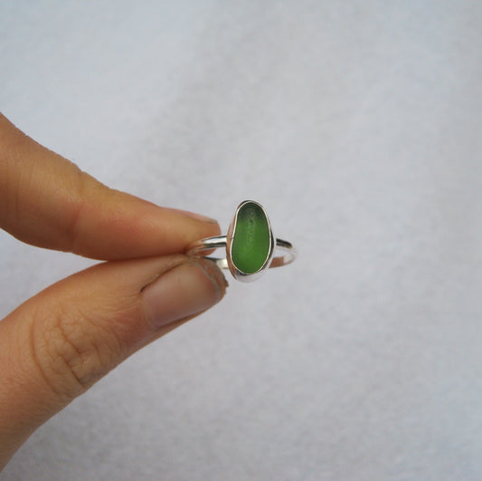 Foliage seaglass ring