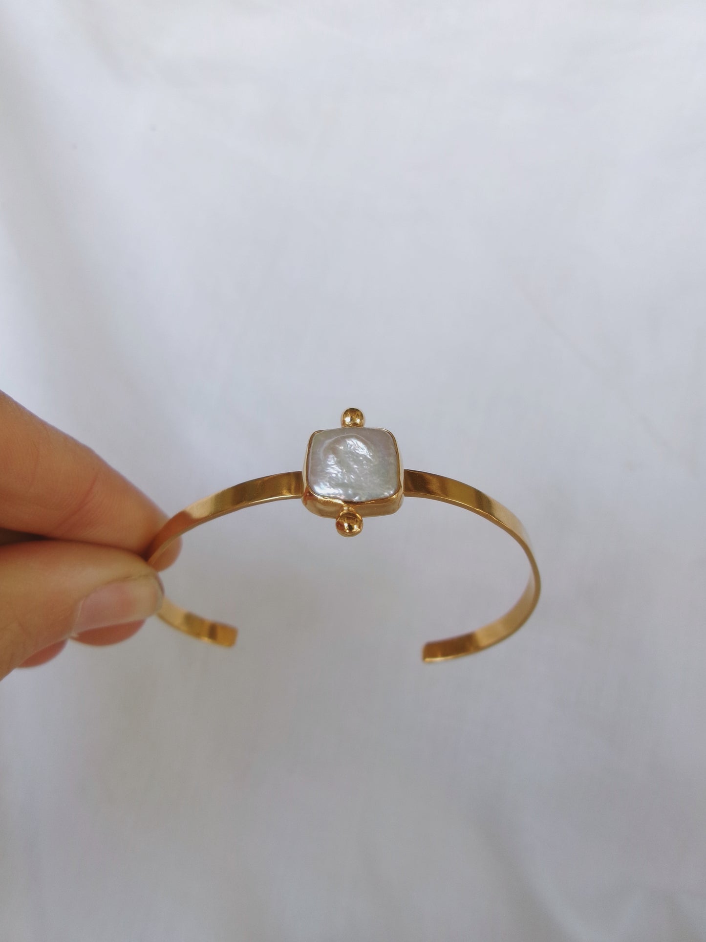 Radiance cuff